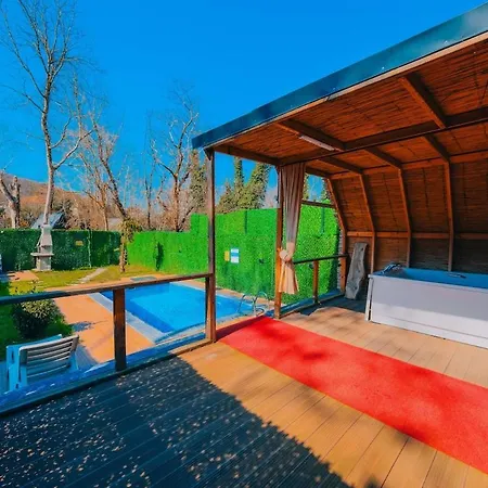 Holiday home Mert Guenes Evi